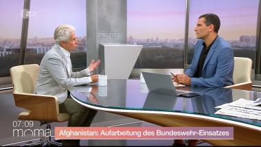 Marie-Agnes Strack-Zimmermann im MoMa-Studio